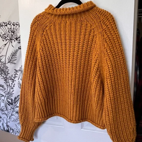 H&M Pullover Chunky Sweater - Picture 2 of 5